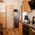 Staysimplyhaven - Modernes City-apartment, King-size Bett, 55