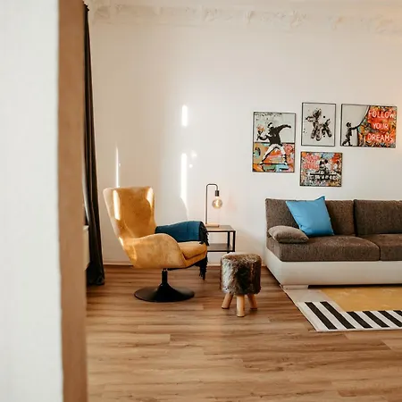Staysimplyhaven - Modernes City-apartment, King-size Bett, 55