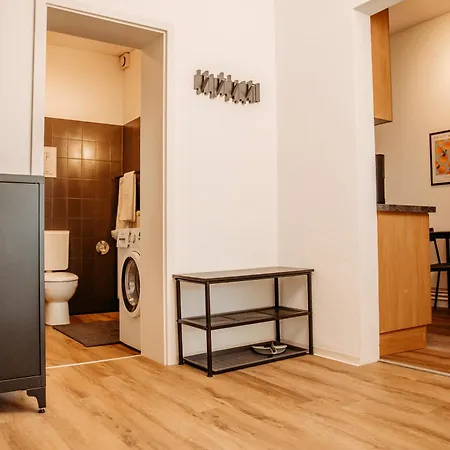 Staysimplyhaven - Modernes City-apartment, King-size Bett, 55