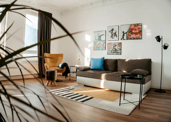 Staysimplyhaven - Modernes City-apartment, King-size Bett, 55