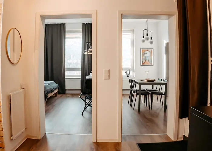 Staysimplyhaven - Modernes City-apartment, King-size Bett, 55